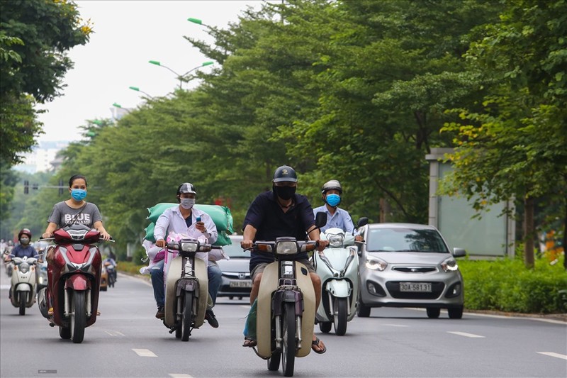 Duong Ha Noi dong duc tro lai trong cac khu vuc “vung xanh“-Hinh-7