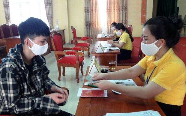 Binh Duong chi sai tien ho tro COVID-19, dan tieu het... thu hoi sao?