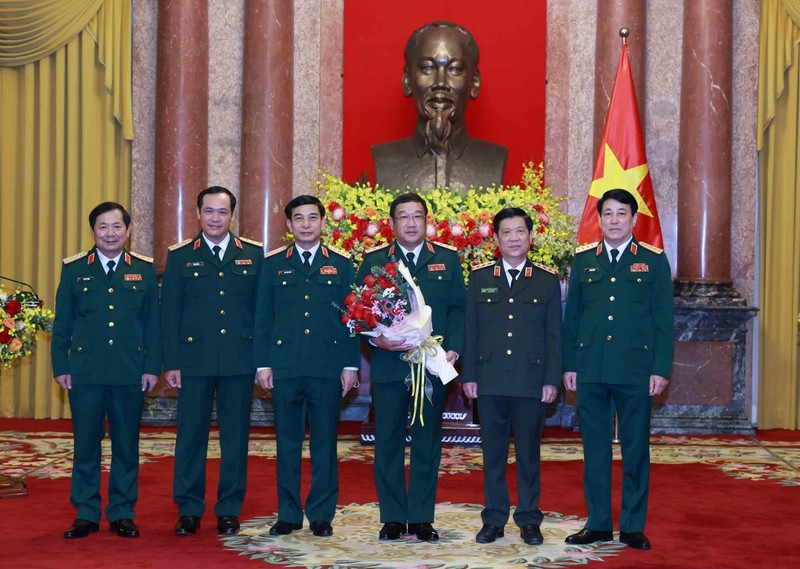 Thang quan ham thuong tuong cho Thu truong BQP Pham Hoai Nam-Hinh-5