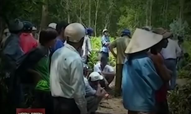 Hanh trinh pha an: Nu sinh mang bau, 6 ban trai phai xet nghiem ADN