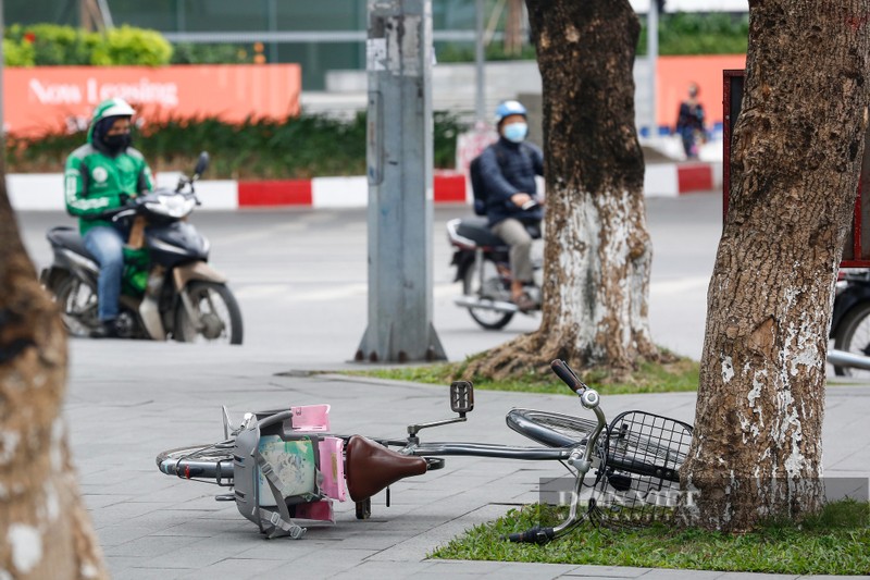 Nguoi Ha Noi mac gi ra duong de chong lai cai lanh buoi sang?-Hinh-4