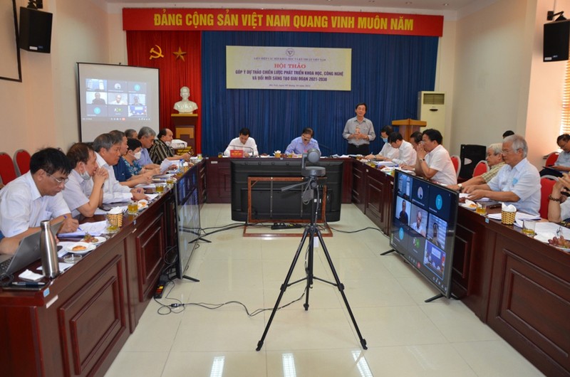 Sang tao khoa hoc cong nghe la dong luc tang truong kinh te - xa hoi