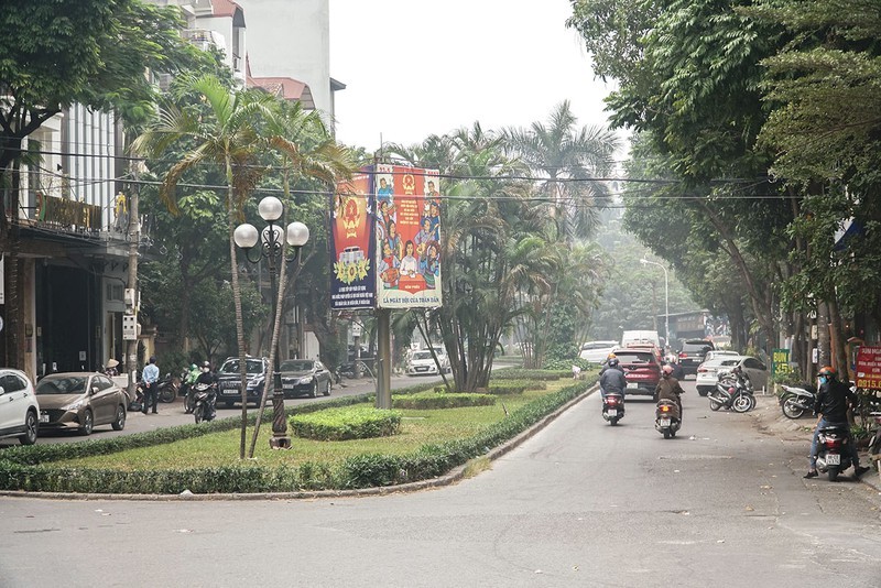 Ngam tuyen pho mang ten 2 nghe si tai hoa Xuan Quynh, Luu Quang Vu-Hinh-5