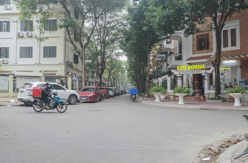 Ngam tuyen pho mang ten 2 nghe si tai hoa Xuan Quynh, Luu Quang Vu-Hinh-9