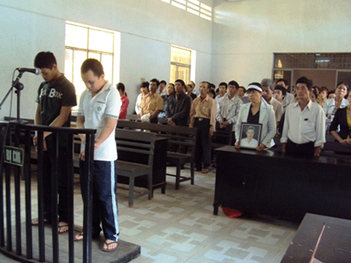 Hanh trinh pha an: Bi an thieu nu 15 tuoi bi hiep, vut xuong gieng-Hinh-15