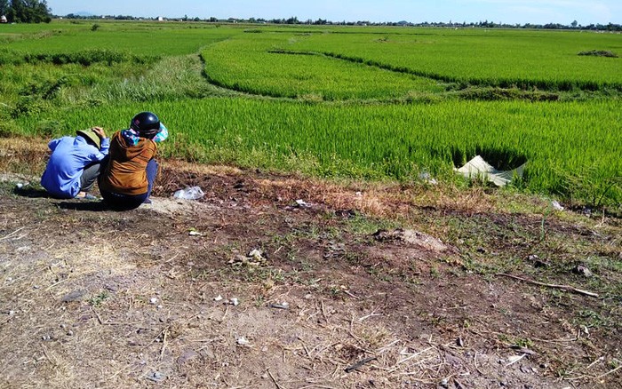 Tin nong 24/1: Giup em giai quyet mau thuan, nam thanh nien bi dam chet-Hinh-5