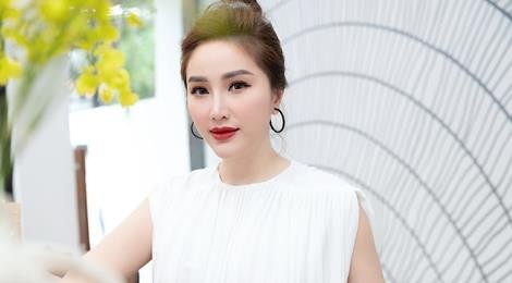 Dong Nhi va loat sao Viet 'dop chat', fan lon ruot quay lung-Hinh-10