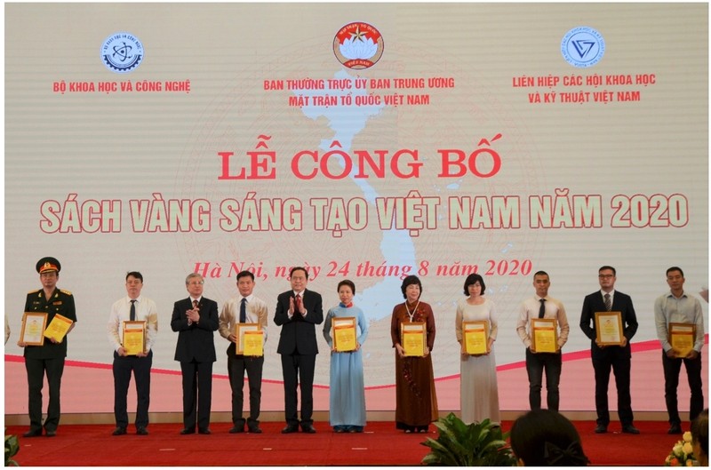 Nguoi chung suc lam len “linh hon” cua khoa hoc moi truong o Viet Nam-Hinh-2