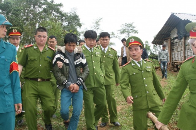 Xac thieu nu khoa than trong ngoi nha khoa trai, lo toi ac kinh hoang-Hinh-6