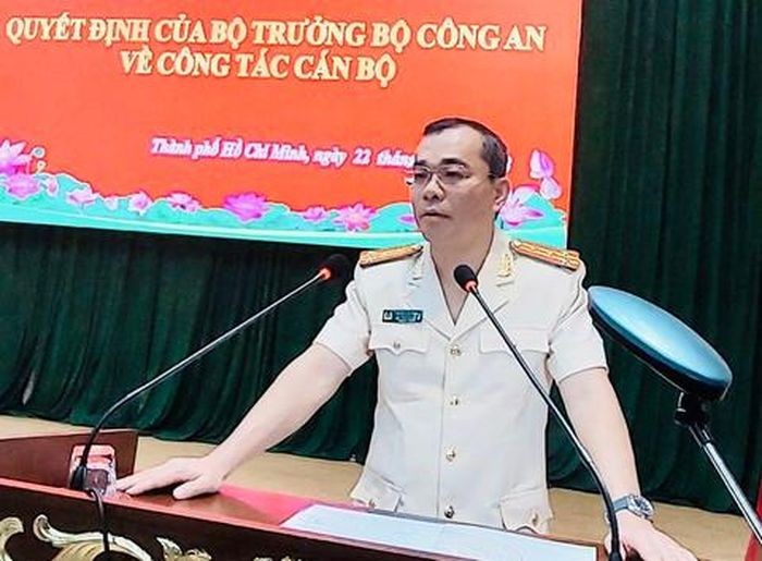 Tan Pho Giam doc Cong an TP HCM la ai?-Hinh-4