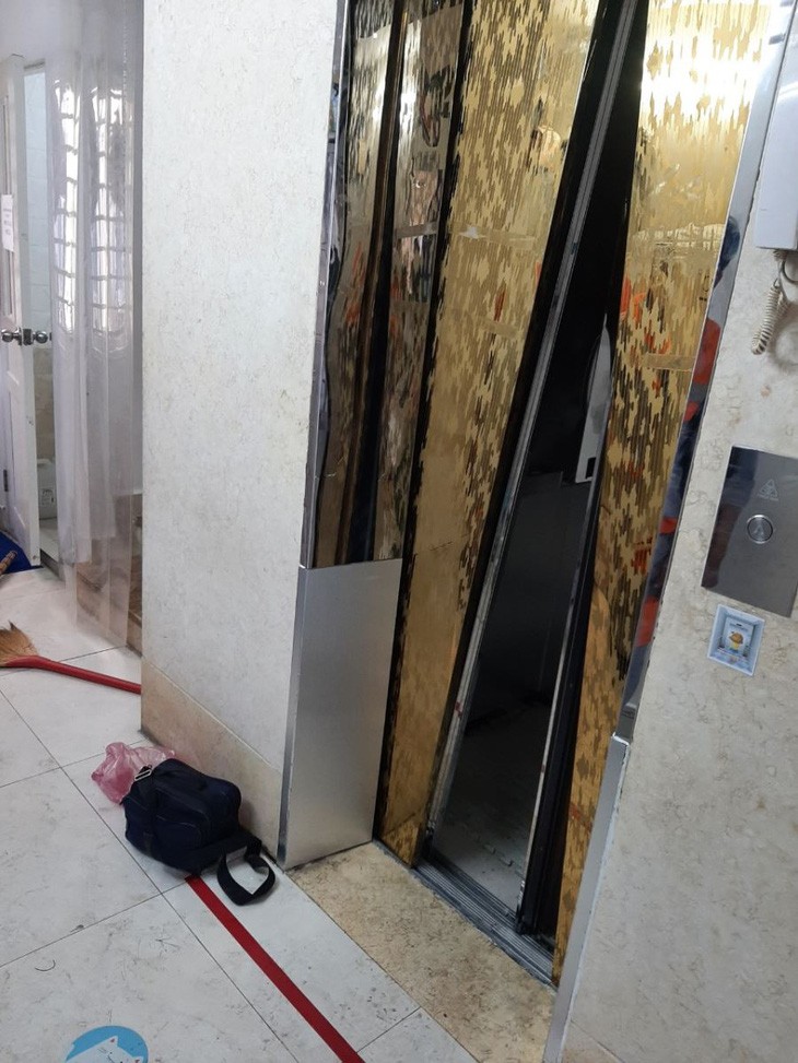 Từ vụ 4 học sinh mắc kẹt trong thang máy… nên phản ứng thế nào? - Hình 5 Tu vu 4 hoc sinh mac ket trong thang may… nen phan ung the nao?-Hinh-5