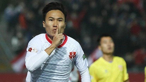 HLV Kiatisak tiet lo HAGL ban Trieu Viet Hung cho Hai Phong FC