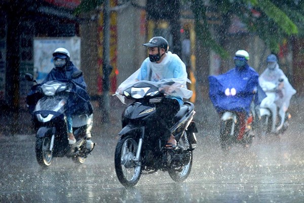 Du bao thoi tiet ngay 13/8: Nhieu noi co luc co mua rao va dong