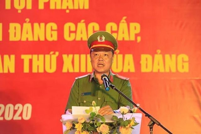 Chan dung tan Pho Giam doc Cong an TP HCM Nguyen Dinh Duong-Hinh-4