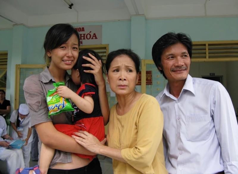 Mai Phuong Thuy va dan sao phim “Am tinh” gio ra sao?-Hinh-7