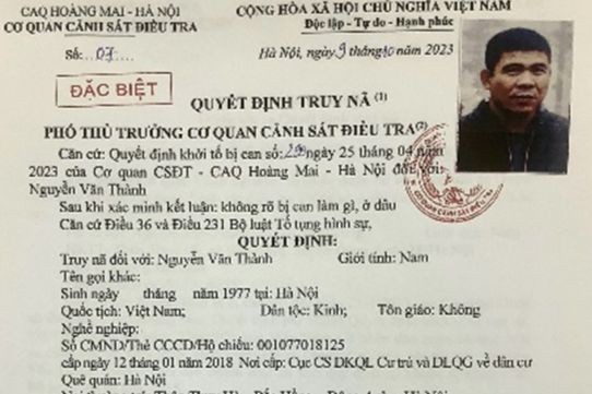 Ha Noi: Nguoi dan ong thue 3 o to mang di ban, roi bo tron