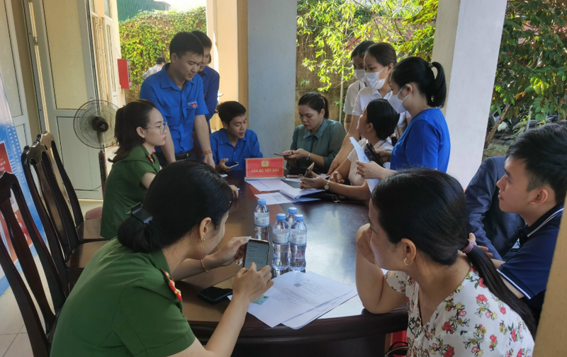 Thanh Hoa: Tiep nhan hon 5.000 tin bao to giac ve toi pham qua VNeID