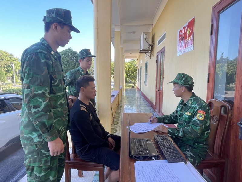 Quang Ninh: Triet pha duong day dua nguoi xuat, nhap canh trai phep