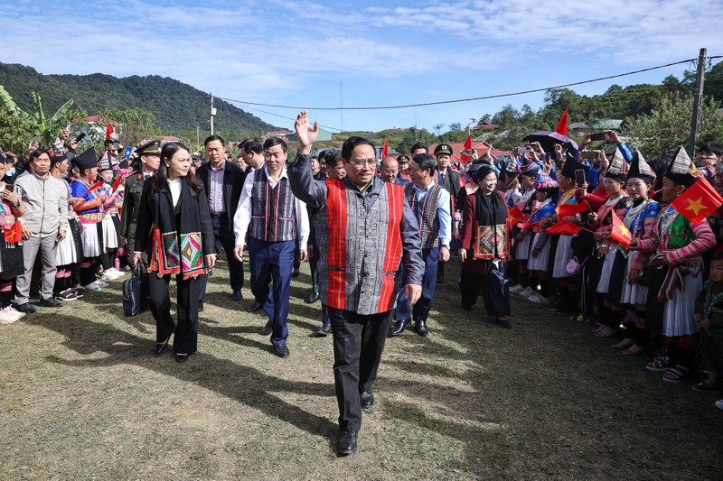 Thu tuong tham du ngay hoi dai doan ket toan dan toc o Lai Chau