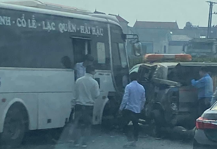 Tai nan lien hoan tren cao toc, mot nguoi tu vong