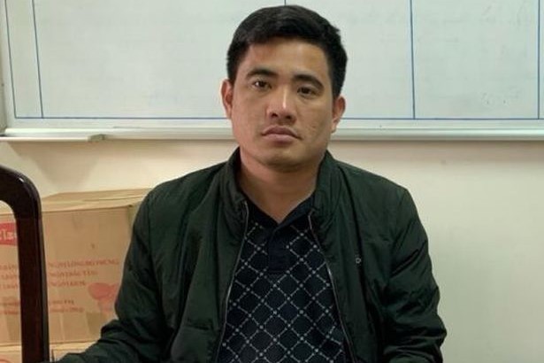 Hoa Binh: Bat Giam doc nha may gach do khai thac dat trai phep