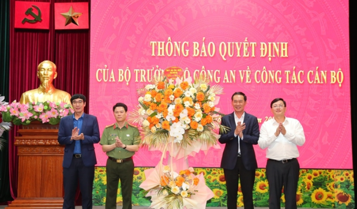 Chan dung tan Giam doc Cong an tinh Nam Dinh Nguyen Huu Manh-Hinh-4