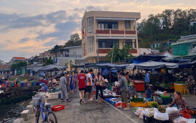 Kham pha hon dao du lich hoang so giua long Nha Trang-Hinh-3