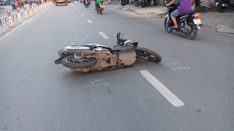 Tim nguoi biet thong tin vu tai nan chet nguoi o Ha Noi