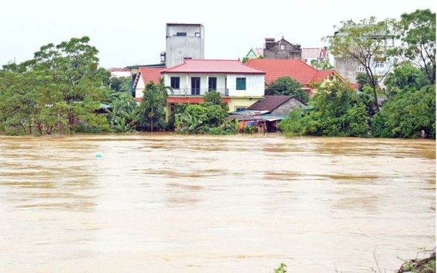 Ra lenh bao dong so III tren song Pho Day o Vinh Phuc