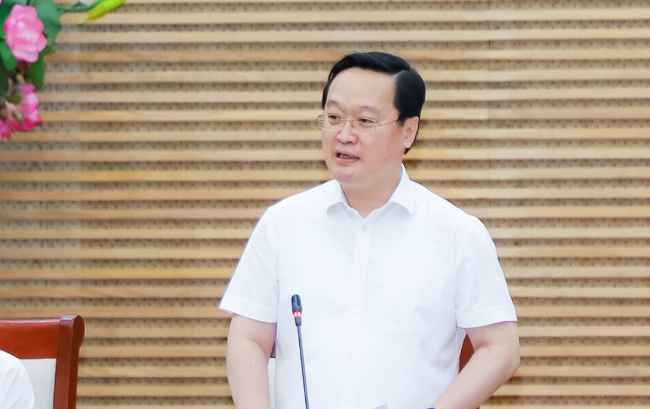 Ong Nguyen Duc Trung duoc bau lam Bi thu Tinh uy Nghe An