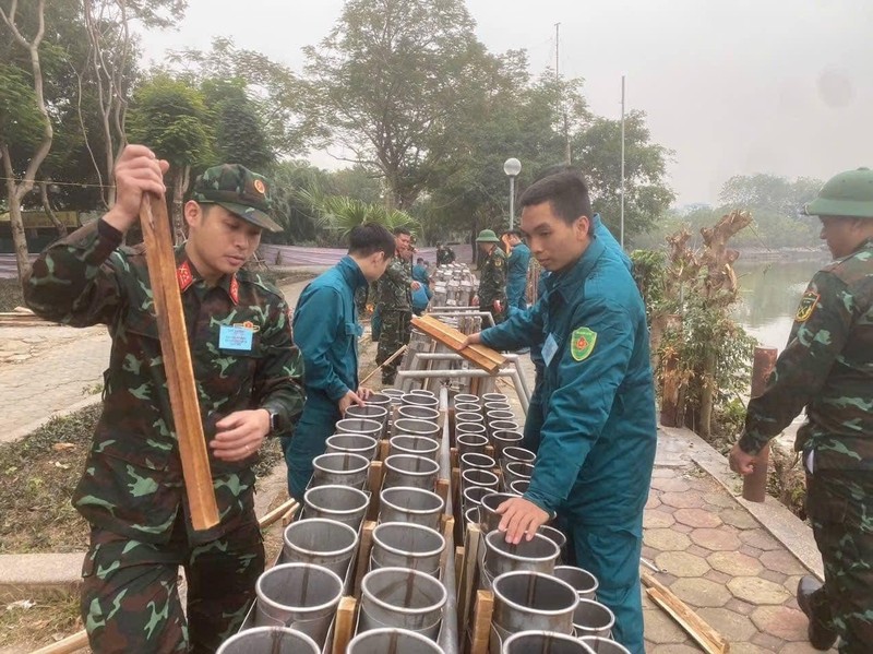 Ha Noi: Can canh tran dia ban phao hoa don Tet Duong lich 2025-Hinh-3