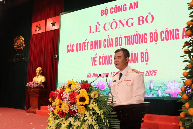 Chan dung 2 dai ta tan Pho Giam doc Cong an TP Ha Noi-Hinh-5