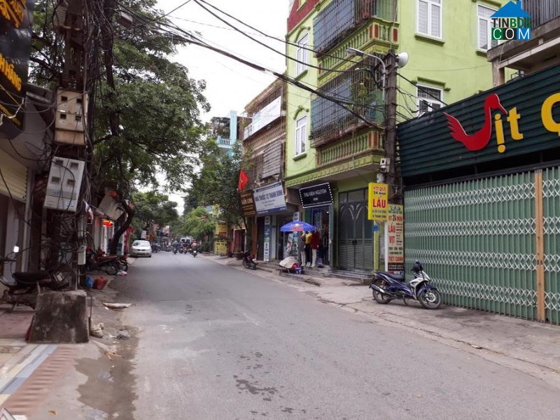 Ha Noi: Cam do xe ca hai chieu duong Thanh Binh gio cao diem