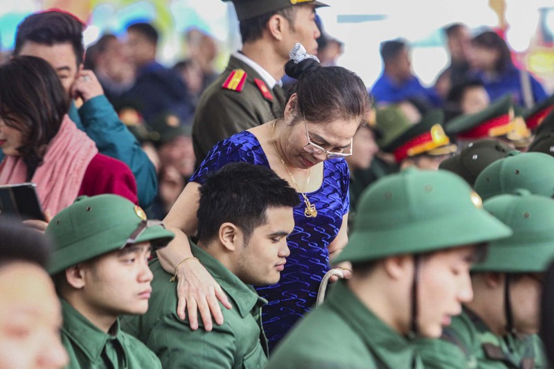 Gan 4.500 thanh nien Thu do no nuc len duong nhap ngu-Hinh-10