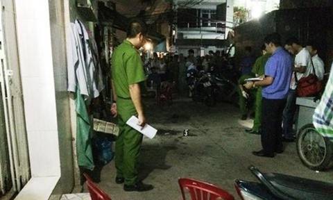 Vet mau la tren duong to toi ac nhom hung thu truy sat-Hinh-2