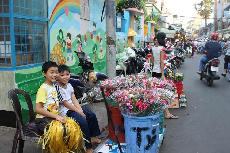 Gia hoa “ngat nguong” van dong khach ngay 8/3-Hinh-4