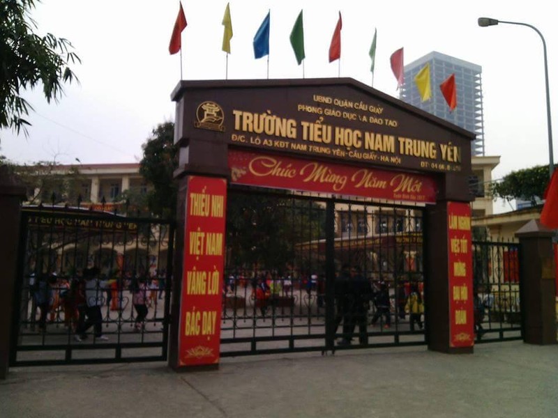 Cach chuc hieu truong, hieu pho truong TH Nam Trung Yen de dieu tra