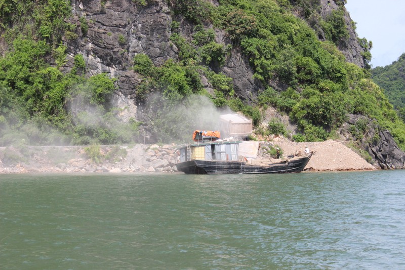 “Pha” nui da vung dem di san vinh Ha Long: Trach nhiem thuoc ve ai?-Hinh-3