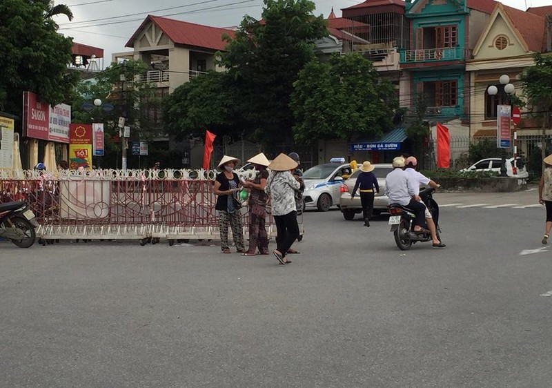 "Phe ve" het gia, nguoi ham mo bong chuyen choang vang-Hinh-10