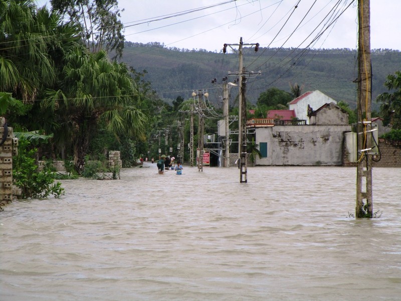 Nhung hinh anh tang thuong vung lu Thanh Hoa-Hinh-2