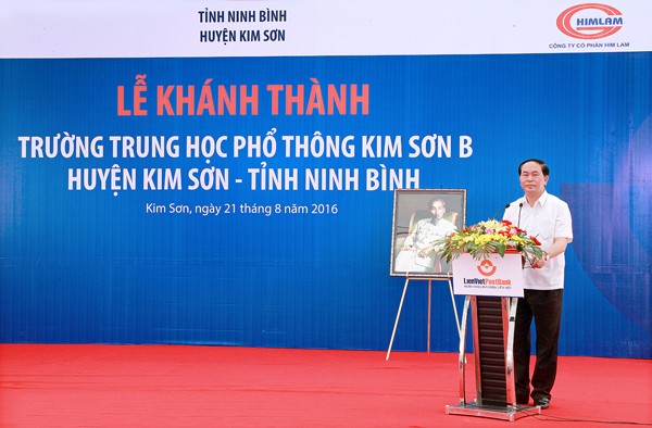 Nhung ki niem cua Chu tich nuoc Tran Dai Quang voi truong THPT Kim Son B-Hinh-2