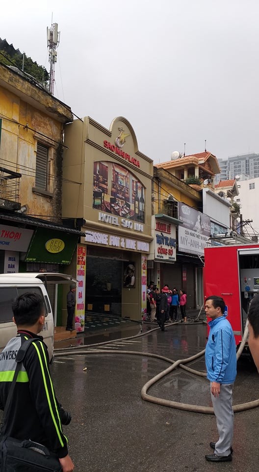 Chay khach san Sao Mai o Hai Phong, nhieu nguoi dang mac ket-Hinh-4