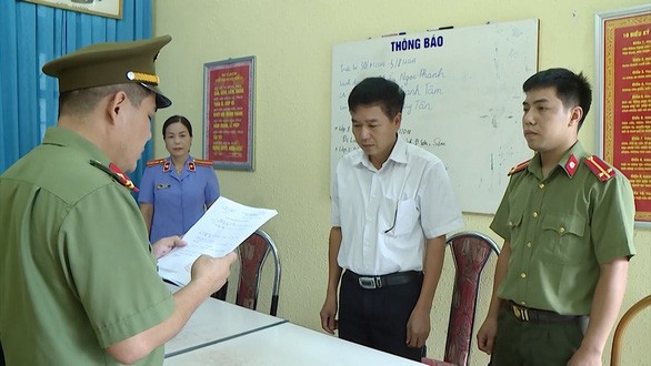 Nang diem thi tai Son La gia 1ty dong: Loi khai chua du can cu de buoc toi