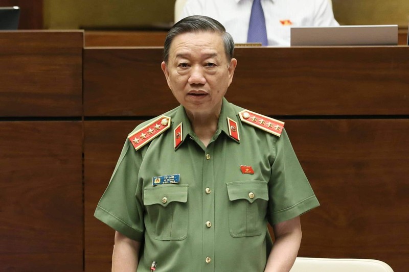 “Co chien si khong chiu noi ap luc da bao ke, cong tac voi toi pham“