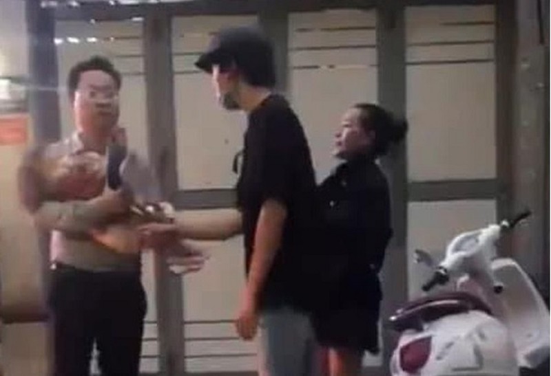 Tham phan bi to bat coc tre em: Ong Nguyen Hai Nam tung xet xu Linh 