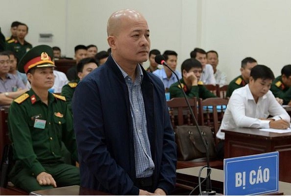 Vu thu phi cao toc TP.HCM - Trung Luong: Khoi to Ut troc cung dan lanh dao Yen Khanh, Cuu Long