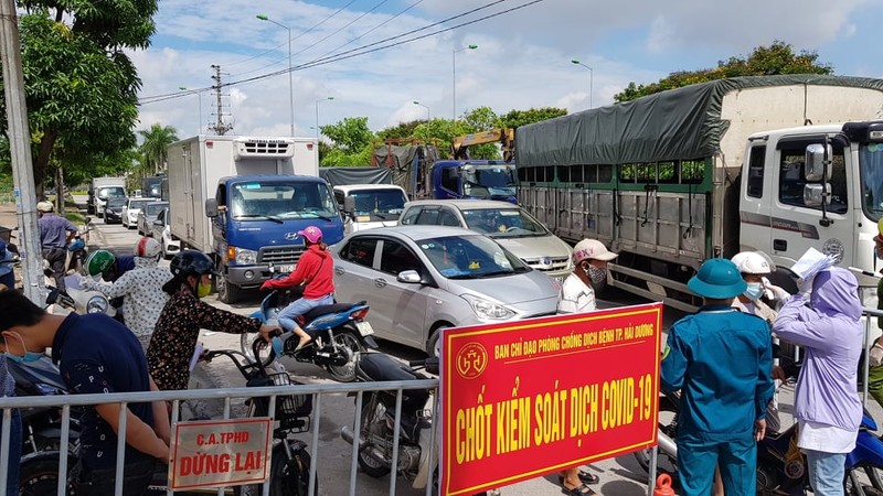 Hai Duong: Qua tai cac cua ngo thanh pho ngay dau nang cao muc do cach ly xa hoi