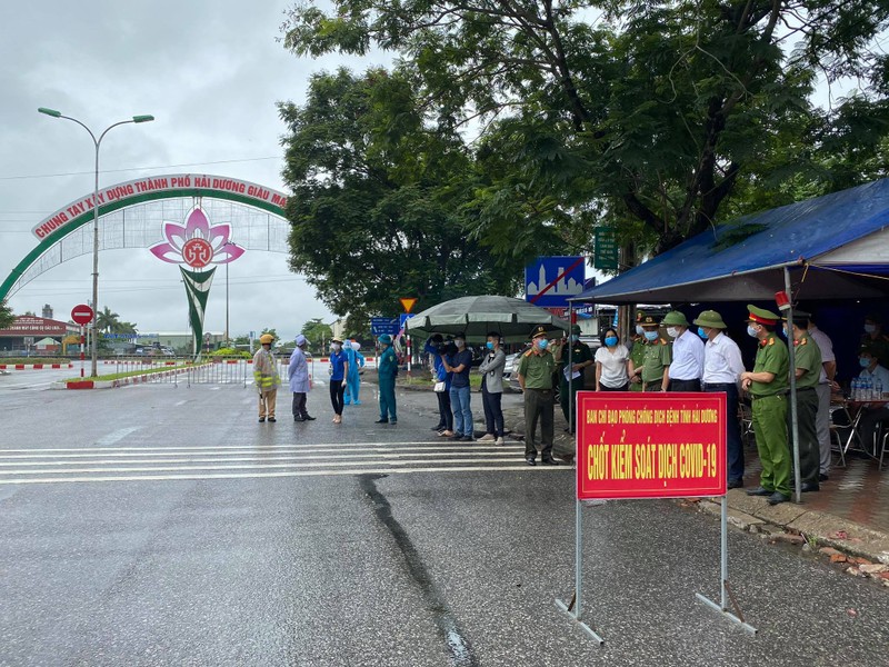 Hai Duong: Xem xet dinh chi tram truong y te phuong vi lo la phong dich