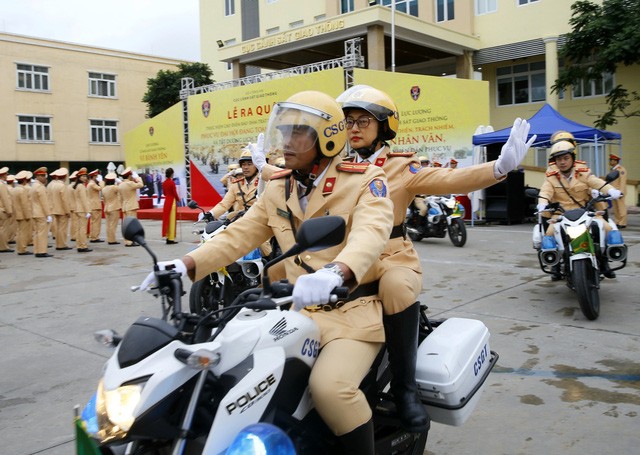 Ha Noi tam cam duong phuc vu Dai hoi XIII cua Dang