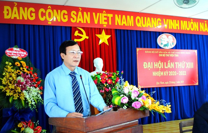 Giam doc So VHTT Binh Dinh bi giang ho doa: Can bo “dung sau“…vi pham gi?